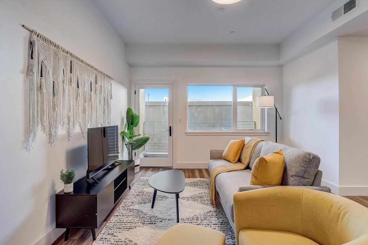 Апартаменты Frontdesk The Glenwood Apts Brewerytown Филадельфия Номер фото